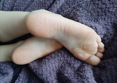 sophiee feet セックスモデル 画像