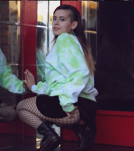 Sister Crimson トップスター ギャラリー