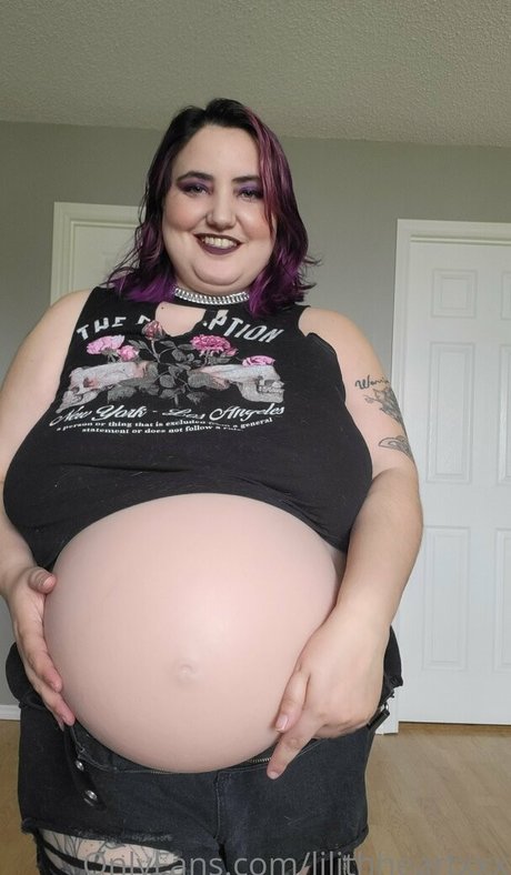 中出し 主観 オンリーファンズ アートポルノ 画像