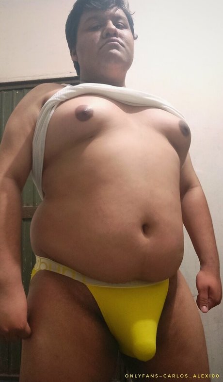 スキニーモデルオンリーファンズ 無料セクシー 画像