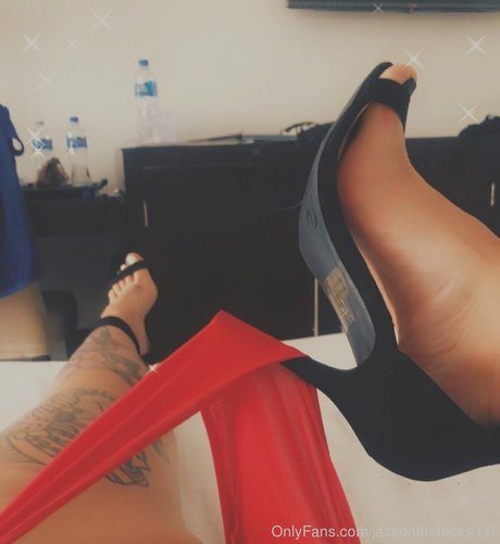 金髪の筋肉オンリーファンズ 無料ヌード 写真