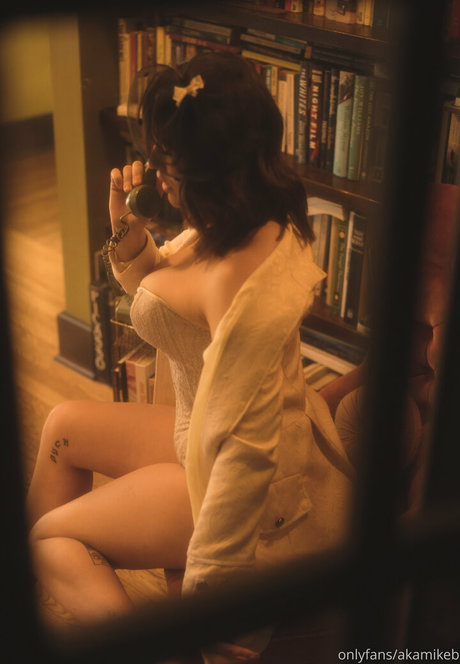 akamikebphoto ポルノスター エロティック ギャラリー