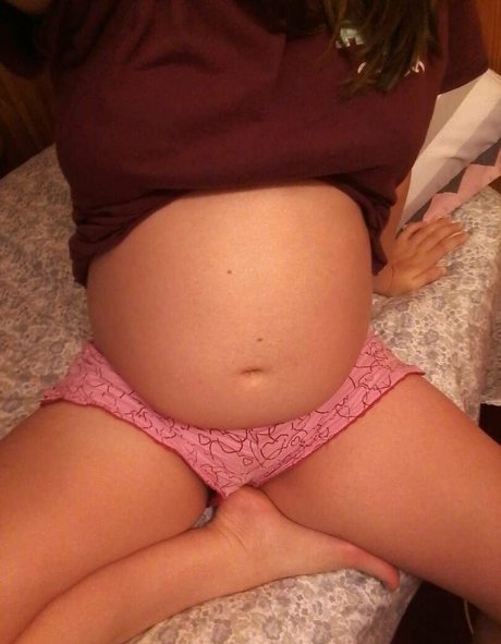 pregnantbailey ポルノモデル 写真