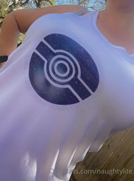 naughtylite ホット女優 ギャラリー