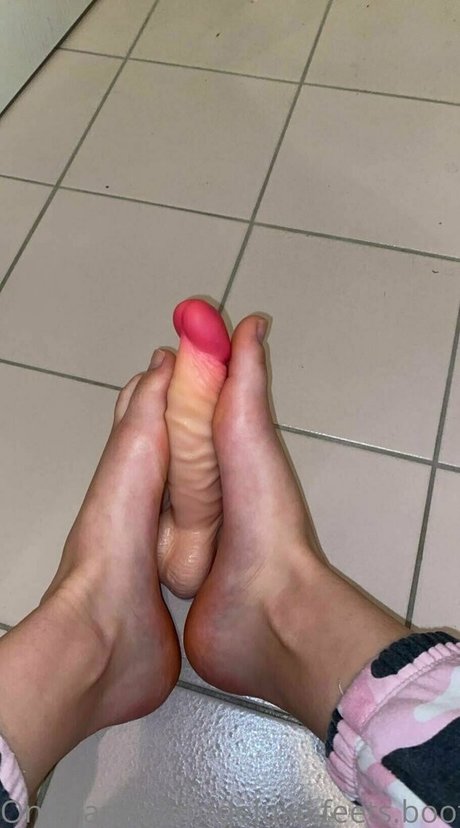 deluxe feets booty ポルノスター HD 画像