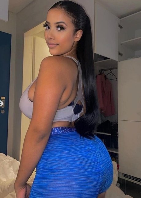 黒人ティーンオンリーファンズ 無料ポルノ ギャラリー