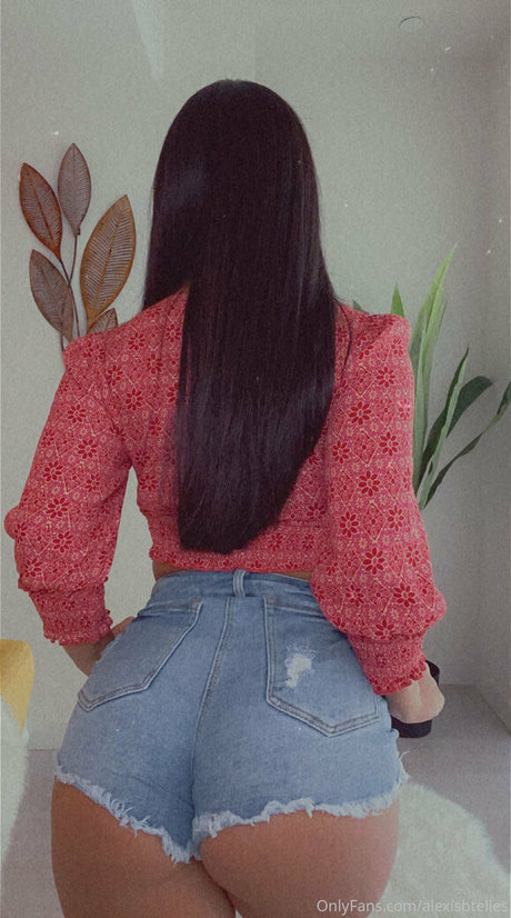 年配の熟女オンリーファンズ 無料ヌード 写真