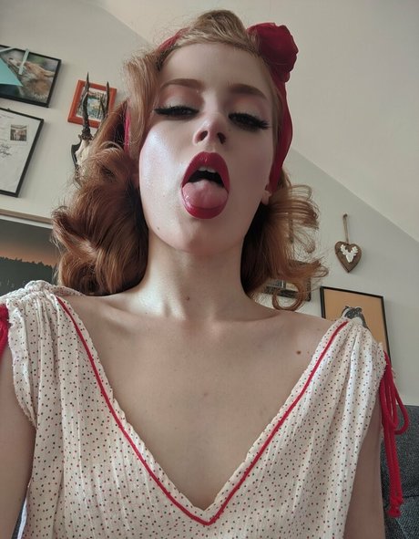 lunarouxfree 美しい女優 写真