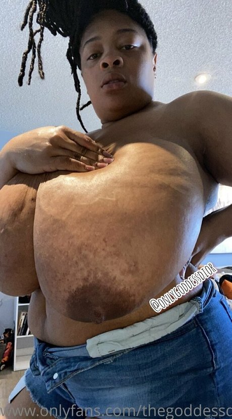 onlygoddessdior セクシーなスター 写真