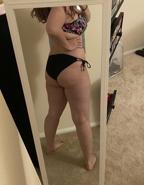 ブロンドのお尻オンリーファンズ 美しいxxx 写真