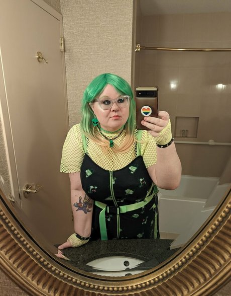 trixxxiecake ヌードモデル ギャラリー