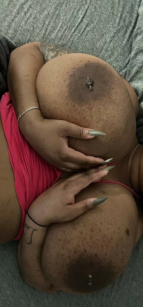 ChellMzDonald 最高のスター 写真