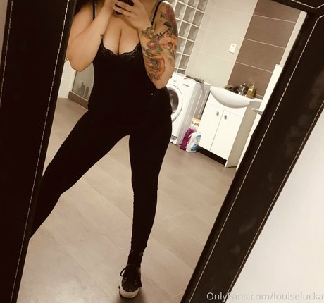 ilouisekari 完璧なスター 写真