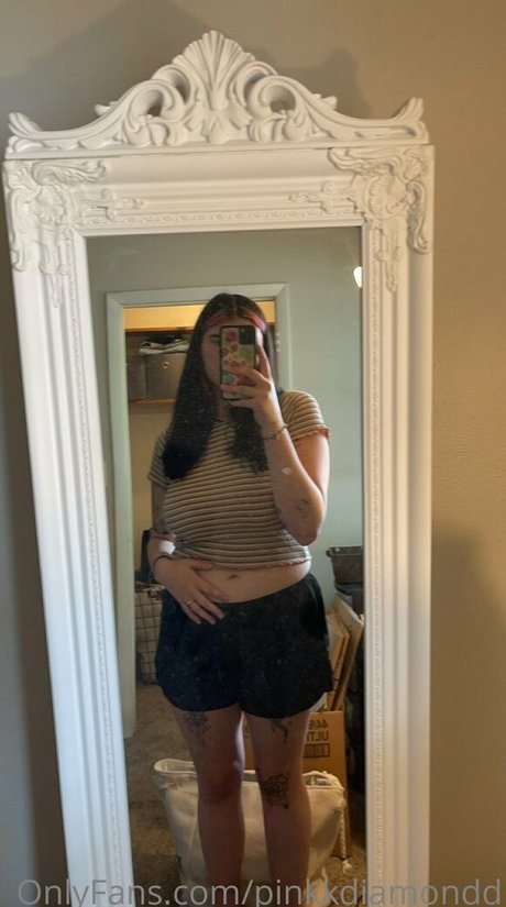 pinkkdiamondd アダルトモデル 写真