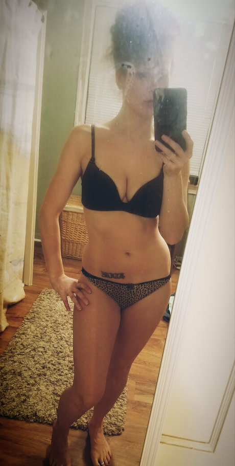 blazey88 ポルノスター 裸 ギャラリー