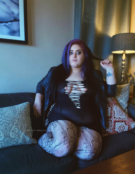 black magick luna 美しいスター 画像