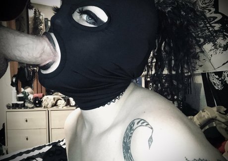 超デブおばあちゃんオンリーファンズ ポルノ 写真