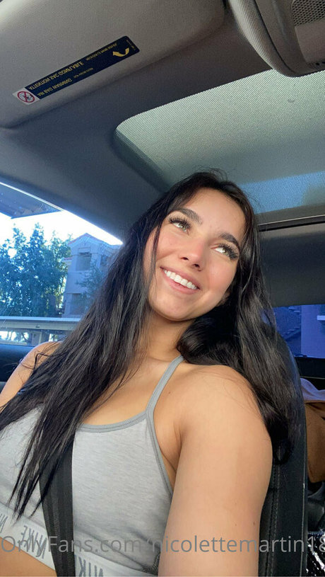 コスプレ フェムボーイ オンリーファンズ 無料 写真