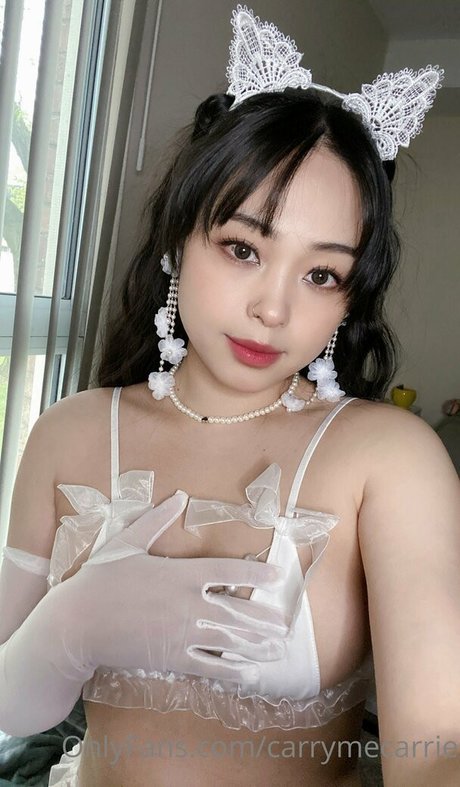 carrymecarrie アダルトスター 画像