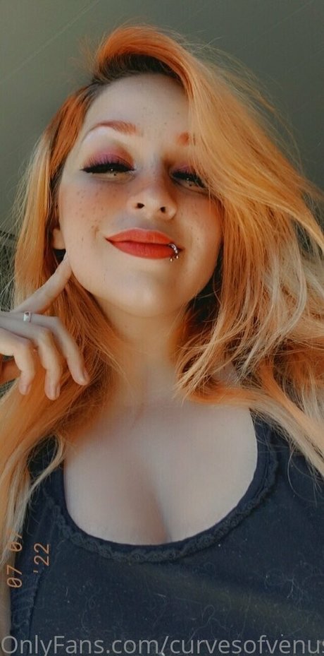 curvesofvenus ポルノスター エロティック 写真