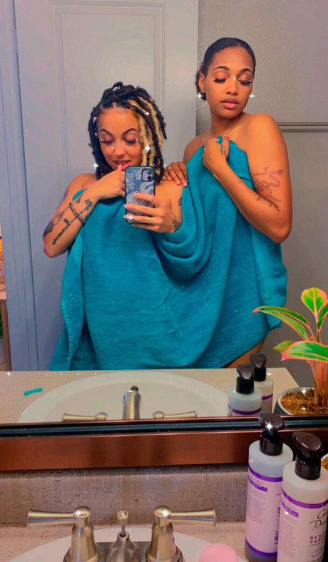 court lex 裸のモデル ギャラリー