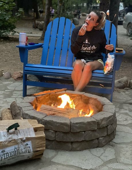 巨大ディルドオンリーファンズ セクシーxxx 写真