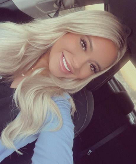 Avery Trail トップスター ギャラリー