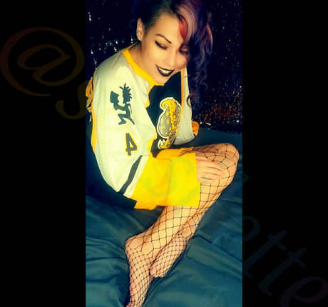 巨乳熟女オンリーファンズ HD 画像