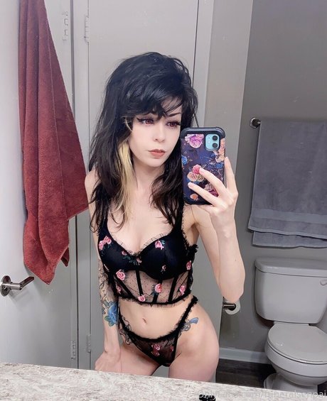 funeralsenpai ヌードのポルノスター 画像