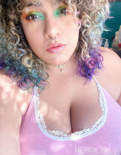 POVオンリーファン ホット裸 画像