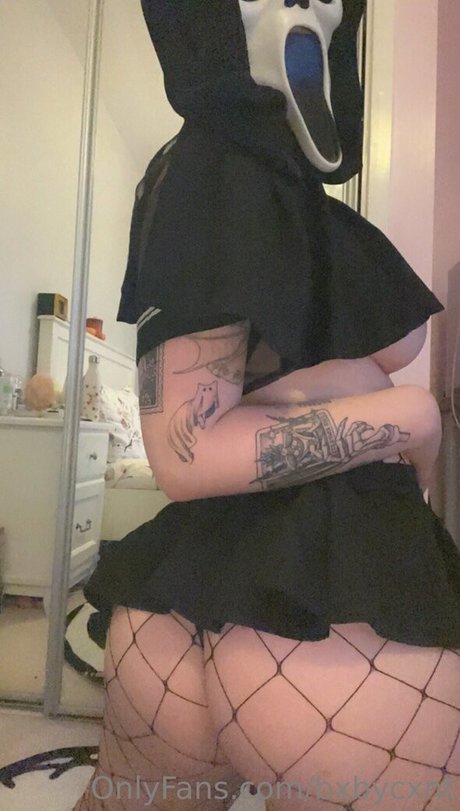 ゴスプリンセスオンリーファンズ 無料アダルト ギャラリー