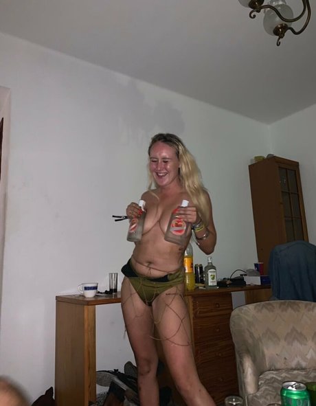 アラブの太ったオンリーファンズ 美しいヌード ギャラリー