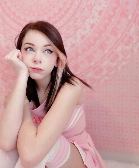 molliepeachbby 独占スター ギャラリー