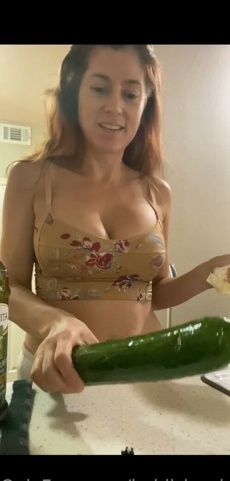 Heidi Lee Bocanegra ポルノスター エロティック 写真