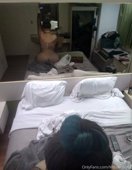 レディーボーイオンリーファン トップ ギャラリー