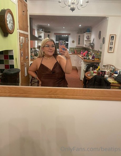 巨乳ランジェリーオンリーファンズ パーフェクト アーカイブ