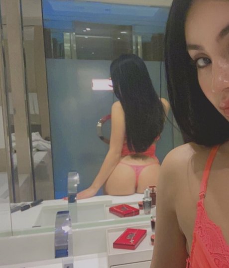 tiareangel 裸のスター 写真