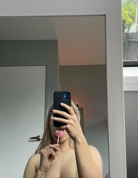 misslexieg 高品質モデル 写真