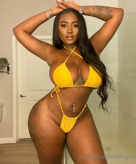 brazilianhottiiee 裸のポルノスター ギャラリー