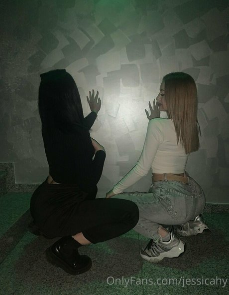 アジアン潮吹き オンリーファンズ アートポルノ 写真