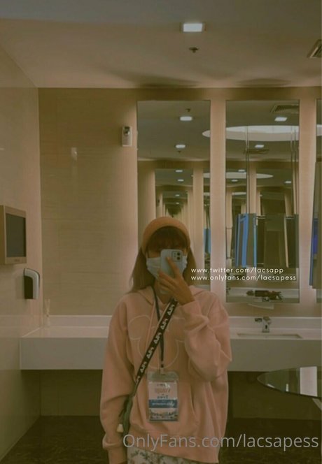 lacsapess 裸のスター 写真