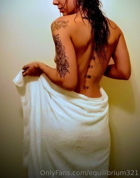 equilibrium321 ポルノモデル 写真