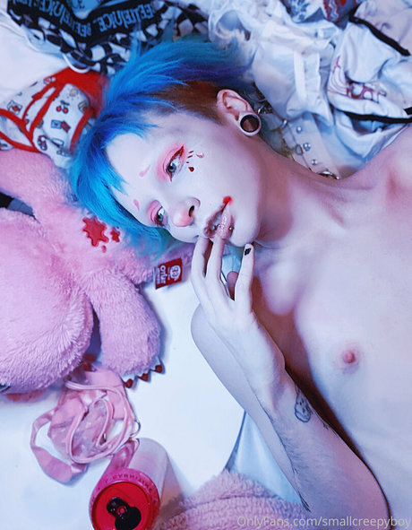 smallcreepyboy xxxポルノスター 写真