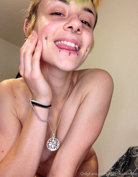 チェコのティーンズオンリーファンズ ホット 写真