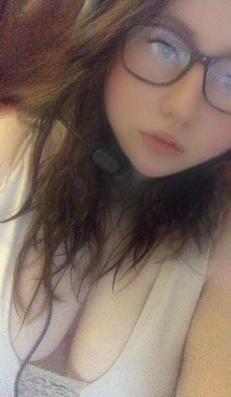 mellybeanz74 ヌードのポルノスター 写真