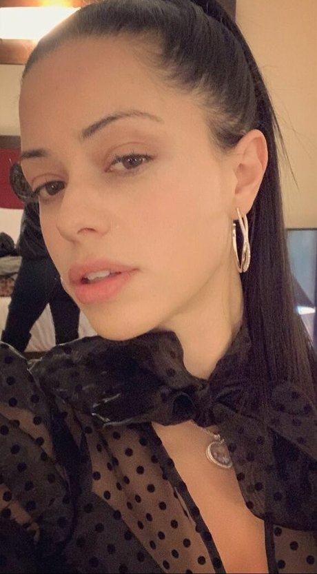 Tina Barrett 無料モデル 画像