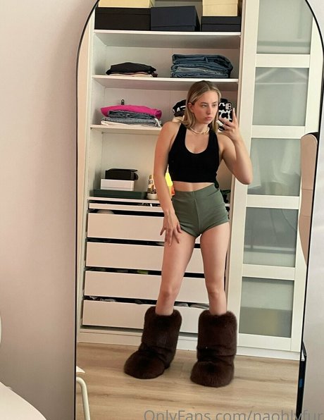 naohlyfur 完璧なモデル 写真