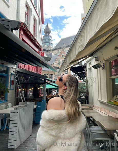 naohlyfur ポルノモデル 写真