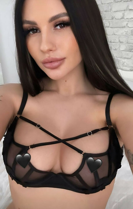 wutonbaby ポルノスター エロティック 写真