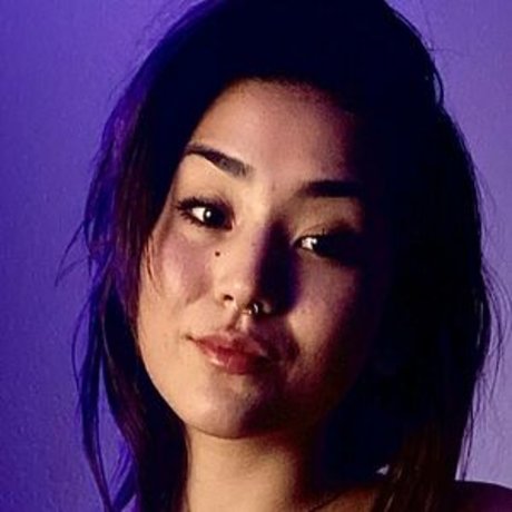 尖ったおっぱいオンリーファンズ 美しいポルノ 画像